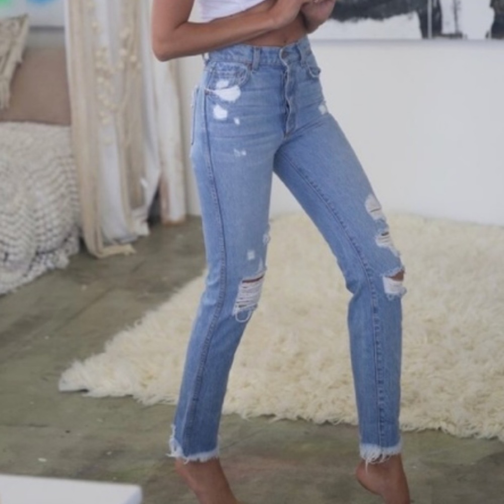 Revice distressed crop
